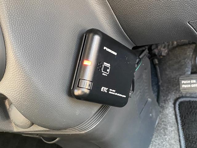 アルトラパン Ｇ　ＥＴＣ　バックカメラ　ナビ　ＴＶ　スマートキー　アイドリングストップ　ベンチシート　ＡＴ　盗難防止システム　ＡＢＳ　ＣＤ　ＵＳＢ　アルミホイール　衝突安全ボディ　エアコン　パワーステアリング（54枚目）