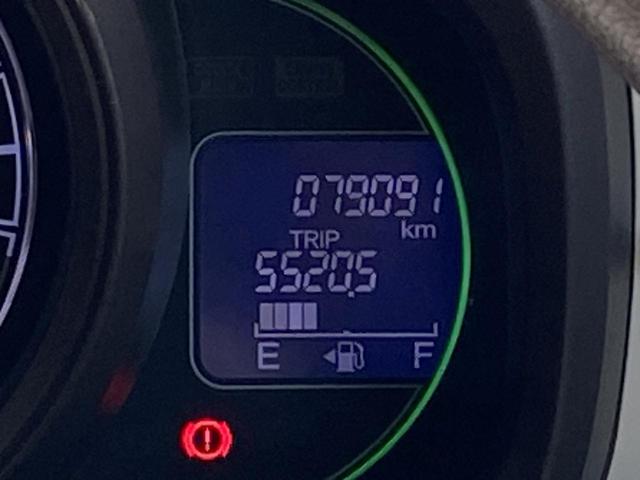 Ｎ－ＯＮＥ Ｇ　ＥＴＣ　ナビ　スマートキー　アイドリングストップ　電動格納ミラー　ベンチシート　ＣＶＴ　盗難防止システム　ＡＢＳ　ＥＳＣ　ＣＤ　ＵＳＢ　衝突安全ボディ　エアコン　パワーステアリング　パワーウィンドウ（6枚目）