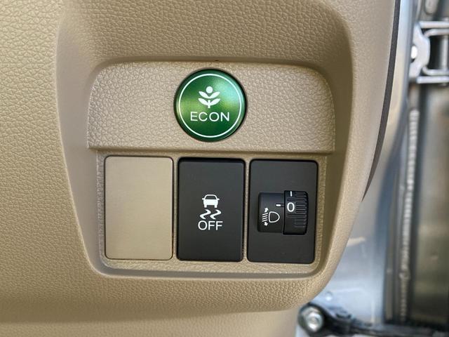 Ｎ－ＯＮＥ Ｇ　ＥＴＣ　ナビ　スマートキー　アイドリングストップ　電動格納ミラー　ベンチシート　ＣＶＴ　盗難防止システム　ＡＢＳ　ＥＳＣ　ＣＤ　ＵＳＢ　衝突安全ボディ　エアコン　パワーステアリング　パワーウィンドウ（28枚目）