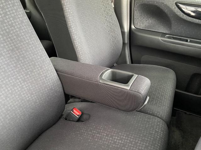 Ｎ－ＢＯＸカスタム Ｇ・Ｌパッケージ　バックカメラ　両側スライド・片側電動　ナビ　ＴＶ　衝突被害軽減システム　オートライト　ＨＩＤ　スマートキー　アイドリングストップ　電動格納ミラー　ベンチシート　ＣＶＴ　盗難防止システム　ＡＢＳ　ＥＳＣ（38枚目）