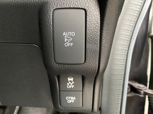 Ｎ－ＢＯＸカスタム Ｇ・Ｌパッケージ　バックカメラ　両側スライド・片側電動　ナビ　ＴＶ　衝突被害軽減システム　オートライト　ＨＩＤ　スマートキー　アイドリングストップ　電動格納ミラー　ベンチシート　ＣＶＴ　盗難防止システム　ＡＢＳ　ＥＳＣ（60枚目）