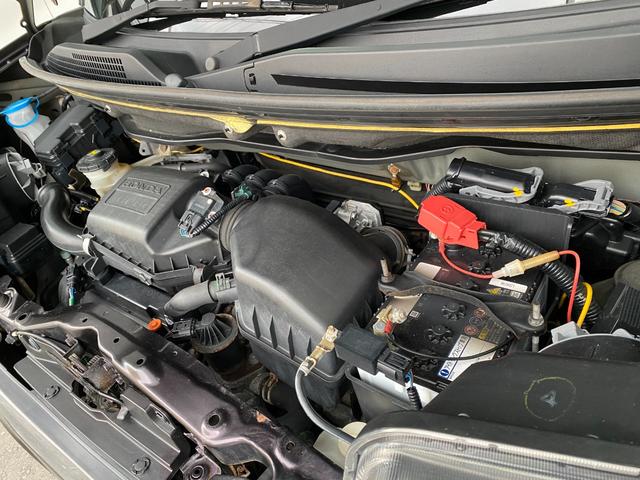 Ｎ－ＢＯＸカスタム Ｇ・Ｌパッケージ　バックカメラ　両側スライド・片側電動　ナビ　ＴＶ　衝突被害軽減システム　オートライト　ＨＩＤ　スマートキー　アイドリングストップ　電動格納ミラー　ベンチシート　ＣＶＴ　盗難防止システム　ＡＢＳ　ＥＳＣ（64枚目）