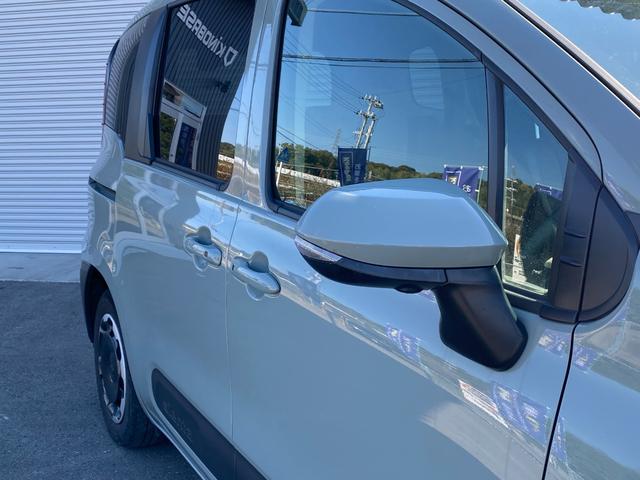 シエンタ ハイブリッドＺ　全周囲カメラ　ナビ　ＴＶ　クリアランスソナー　オートクルーズコントロール　レーンアシスト　衝突被害軽減システム　両側電動スライドドア　オートマチックハイビーム　オートライト　ＬＥＤヘッドランプ（35枚目）