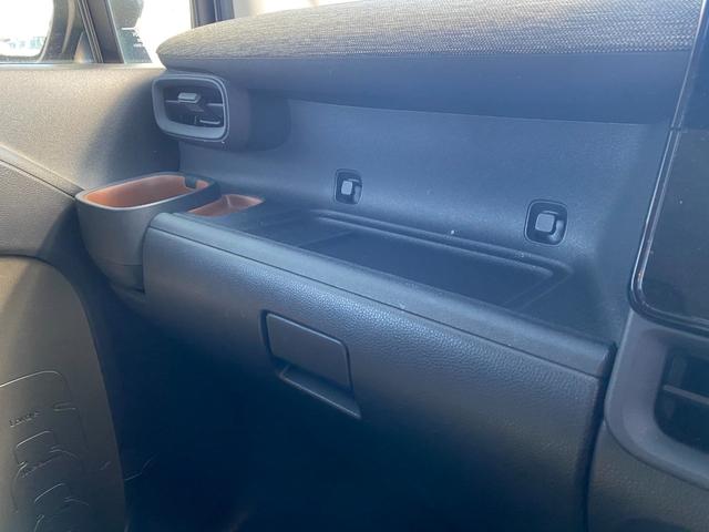 シエンタ ハイブリッドＺ　全周囲カメラ　ナビ　ＴＶ　クリアランスソナー　オートクルーズコントロール　レーンアシスト　衝突被害軽減システム　両側電動スライドドア　オートマチックハイビーム　オートライト　ＬＥＤヘッドランプ（58枚目）