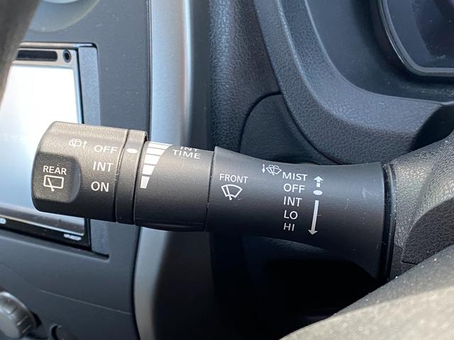 ノート Ｘ　ＥＴＣ　全周囲カメラ　ナビ　ＴＶ　クリアランスソナー　レーンアシスト　衝突被害軽減システム　オートライト　スマートキー　アイドリングストップ　電動格納ミラー　ＣＶＴ　盗難防止システム　衝突安全ボディ（18枚目）