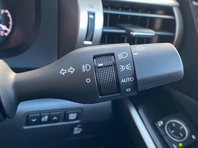 ＩＳ ＩＳ３００ｈ　ドライブレコーダー　ＥＴＣ　オートクルーズコントロール　バックカメラ　ナビ　アルミホイール　オートライト　ＬＥＤヘッドランプ　サンルーフ　ＣＶＴ　シートヒーター　スマートキー　電動格納ミラー（20枚目）