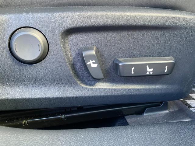 ＩＳ ＩＳ３００ｈ　ドライブレコーダー　ＥＴＣ　オートクルーズコントロール　バックカメラ　ナビ　アルミホイール　オートライト　ＬＥＤヘッドランプ　サンルーフ　ＣＶＴ　シートヒーター　スマートキー　電動格納ミラー（42枚目）