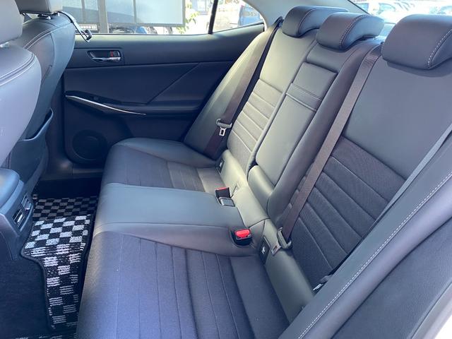 ＩＳ ＩＳ３００ｈ　ドライブレコーダー　ＥＴＣ　オートクルーズコントロール　バックカメラ　ナビ　アルミホイール　オートライト　ＬＥＤヘッドランプ　サンルーフ　ＣＶＴ　シートヒーター　スマートキー　電動格納ミラー（43枚目）