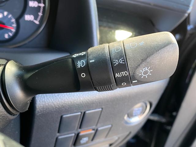 アルファード ２．５Ｓ　ＥＴＣ　バックカメラ　ナビ　ＴＶ　クリアランスソナー　両側電動スライドドア　オートライト　ＬＥＤヘッドランプ　スマートキー　電動格納ミラー　３列シート　オットマン　ＣＶＴ　アルミホイール　ＣＤ（22枚目）