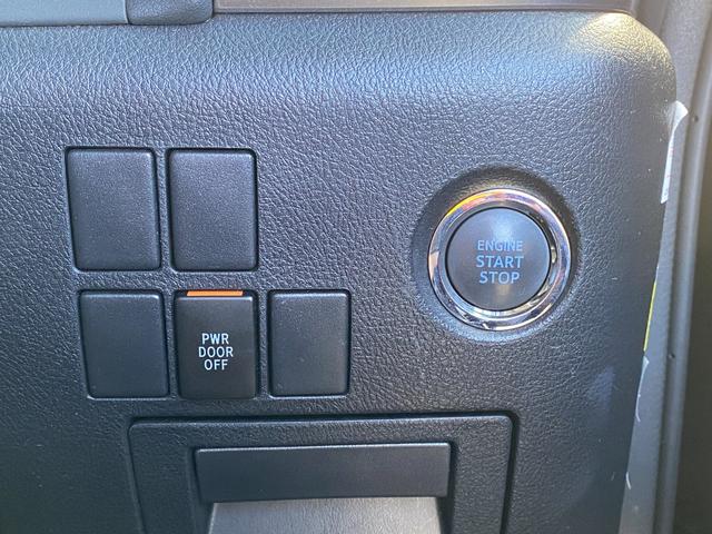 アルファード ２．５Ｓ　ＥＴＣ　バックカメラ　ナビ　ＴＶ　クリアランスソナー　両側電動スライドドア　オートライト　ＬＥＤヘッドランプ　スマートキー　電動格納ミラー　３列シート　オットマン　ＣＶＴ　アルミホイール　ＣＤ（28枚目）