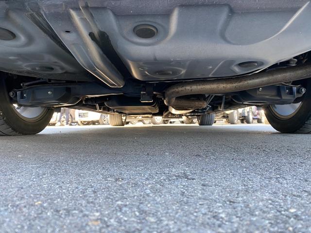 アルファード ２．５Ｓ　ＥＴＣ　バックカメラ　ナビ　ＴＶ　クリアランスソナー　両側電動スライドドア　オートライト　ＬＥＤヘッドランプ　スマートキー　電動格納ミラー　３列シート　オットマン　ＣＶＴ　アルミホイール　ＣＤ（60枚目）