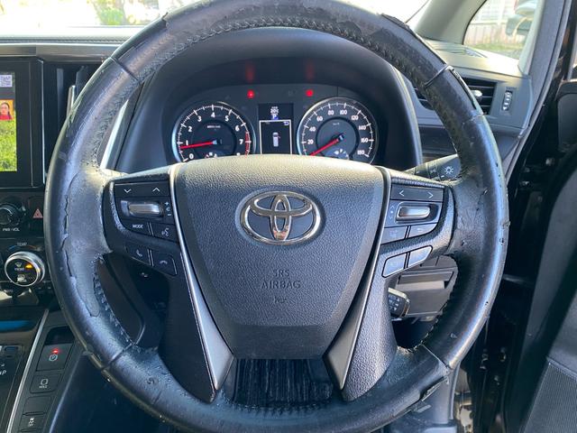 アルファード ２．５Ｓ　Ａパッケージ　ＥＴＣ　全周囲カメラ　ナビ　クリアランスソナー　オートクルーズコントロール　両側電動スライドドア　オートライト　ＬＥＤヘッドランプ　スマートキー　電動格納ミラー　後席モニター　３列シート　オットマン（18枚目）