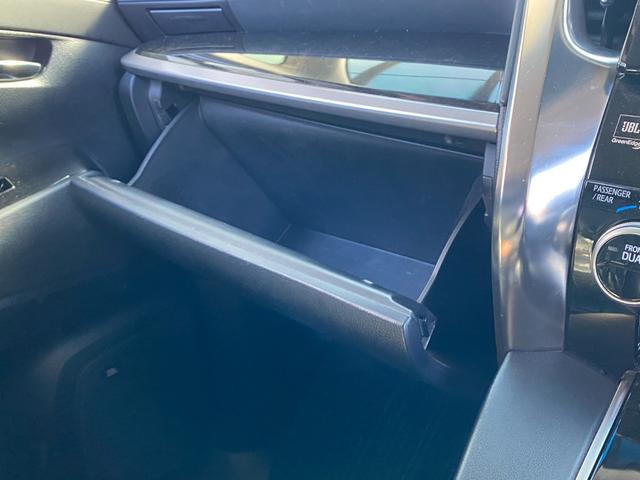 アルファード ２．５Ｓ　Ａパッケージ　ＥＴＣ　全周囲カメラ　ナビ　クリアランスソナー　オートクルーズコントロール　両側電動スライドドア　オートライト　ＬＥＤヘッドランプ　スマートキー　電動格納ミラー　後席モニター　３列シート　オットマン（58枚目）