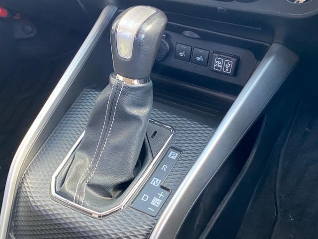 ロッキー プレミアム　全周囲カメラ　クリアランスソナー　オートクルーズコントロール　レーンアシスト　パークアシスト　衝突被害軽減システム　ＴＶ　オートライト　ＬＥＤヘッドランプ　アルミホイール　スマートキー（18枚目）