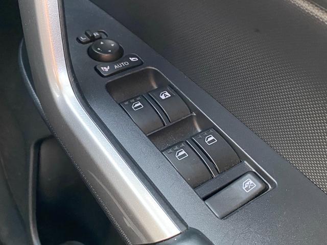 ロッキー プレミアム　全周囲カメラ　クリアランスソナー　オートクルーズコントロール　レーンアシスト　パークアシスト　衝突被害軽減システム　ＴＶ　オートライト　ＬＥＤヘッドランプ　アルミホイール　スマートキー（54枚目）