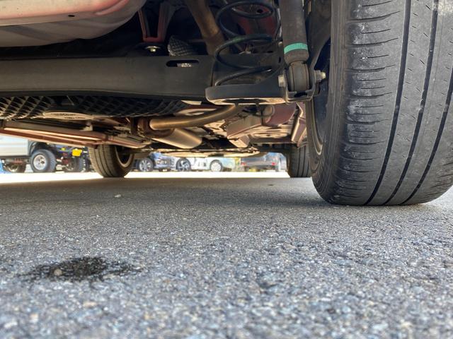 ロッキー プレミアム　全周囲カメラ　クリアランスソナー　オートクルーズコントロール　レーンアシスト　パークアシスト　衝突被害軽減システム　ＴＶ　オートライト　ＬＥＤヘッドランプ　アルミホイール　スマートキー（60枚目）