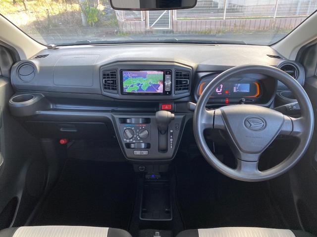 ミライース Ｌ　ＳＡＩＩＩ　ＥＴＣ　ナビ　ＴＶ　クリアランスソナー　衝突被害軽減システム　オートマチックハイビーム　キーレスエントリー　アイドリングストップ　ＣＶＴ　盗難防止システム　ＡＢＳ　ＥＳＣ　ＣＤ　Ｂｌｕｅｔｏｏｔｈ（2枚目）