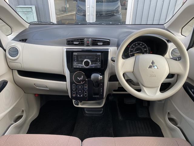 ｅＫワゴン Ｍ　衝突被害軽減システム　キーレスエントリー　アイドリングストップ　電動格納ミラー　シートヒーター　ベンチシート　ＣＶＴ　ＡＢＳ　ＥＳＣ　ＣＤ　ミュージックプレイヤー接続可　衝突安全ボディ　エアコン（2枚目）