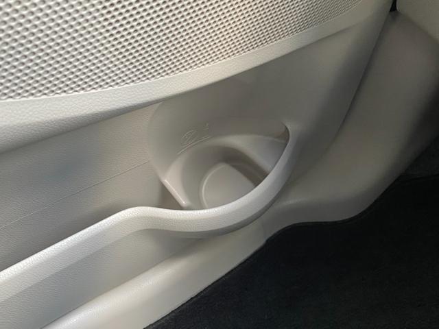 ｅＫワゴン Ｍ　衝突被害軽減システム　キーレスエントリー　アイドリングストップ　電動格納ミラー　シートヒーター　ベンチシート　ＣＶＴ　ＡＢＳ　ＥＳＣ　ＣＤ　ミュージックプレイヤー接続可　衝突安全ボディ　エアコン（53枚目）