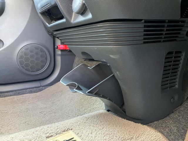 アルトラパン １０ｔｈアニバーサリーリミテッド　ナビ　ＴＶ　オートライト　スマートキー　電動格納ミラー　シートヒーター　ベンチシート　ＣＶＴ　盗難防止システム　ＡＢＳ　ＣＤ　ＤＶＤ再生　ＵＳＢ　アルミホイール　衝突安全ボディ　エアコン（54枚目）