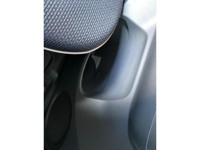 アルトラパン １０ｔｈアニバーサリーリミテッド　ナビ　ＴＶ　オートライト　スマートキー　電動格納ミラー　シートヒーター　ベンチシート　ＣＶＴ　盗難防止システム　ＡＢＳ　ＣＤ　ＤＶＤ再生　ＵＳＢ　アルミホイール　衝突安全ボディ　エアコン（63枚目）