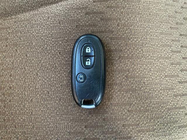 ルークス Ｇ　ドライブレコーダー　バックカメラ　両側スライド・片側電動　ナビ　ＴＶ　スマートキー　電動格納ミラー　ベンチシート　ＣＶＴ　盗難防止システム　ＡＢＳ　ＣＤ　ＤＶＤ再生　Ｂｌｕｅｔｏｏｔｈ　アルミホイール（30枚目）