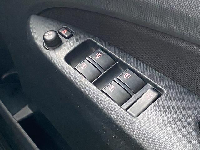 ムーヴ カスタム X SA TV 衝突被害軽減システム オートライト スマートキー アイドリングストップ 電動格納ミラー ベンチシート CVT 盗難防止システム ABS ESC CD アルミホイール 衝突安全ボディ エアコン(49枚目)