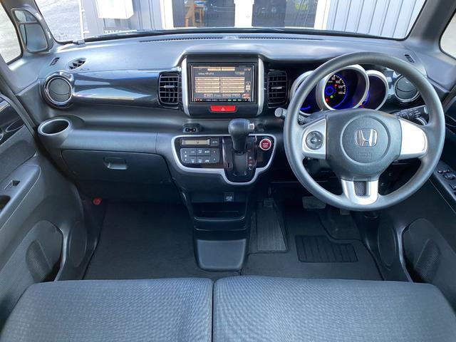 N-BOXカスタム G・Lパッケージ 両側スライド・片側電動 オートライト HID スマートキー アイドリングストップ 電動格納ミラー ベンチシート CVT 盗難防止システム ABS ESC アルミホイール エアコン パワーステアリング(2枚目)