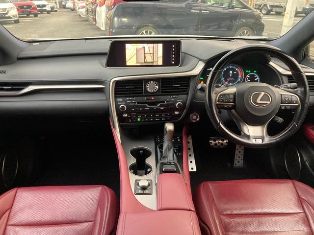 ＲＸ ＲＸ２００ｔ　Ｆスポーツ　ドライブレコーダー　バックカメラ　クリアランスソナー　オートクルーズコントロール　レーンアシスト　パワーシート　衝突被害軽減システム　サンルーフ　ナビ　ＴＶ　オートマチックハイビーム　オートライト（2枚目）