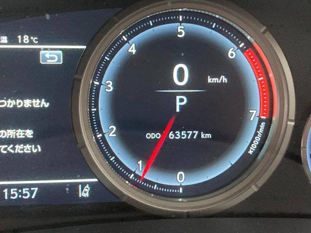 ＲＸ ＲＸ２００ｔ　Ｆスポーツ　ドライブレコーダー　バックカメラ　クリアランスソナー　オートクルーズコントロール　レーンアシスト　パワーシート　衝突被害軽減システム　サンルーフ　ナビ　ＴＶ　オートマチックハイビーム　オートライト（6枚目）