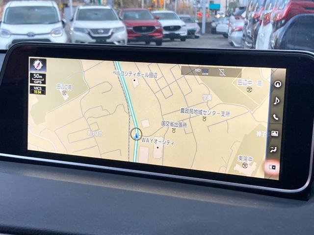 ＲＸ ＲＸ２００ｔ　Ｆスポーツ　ドライブレコーダー　バックカメラ　クリアランスソナー　オートクルーズコントロール　レーンアシスト　パワーシート　衝突被害軽減システム　サンルーフ　ナビ　ＴＶ　オートマチックハイビーム　オートライト（8枚目）