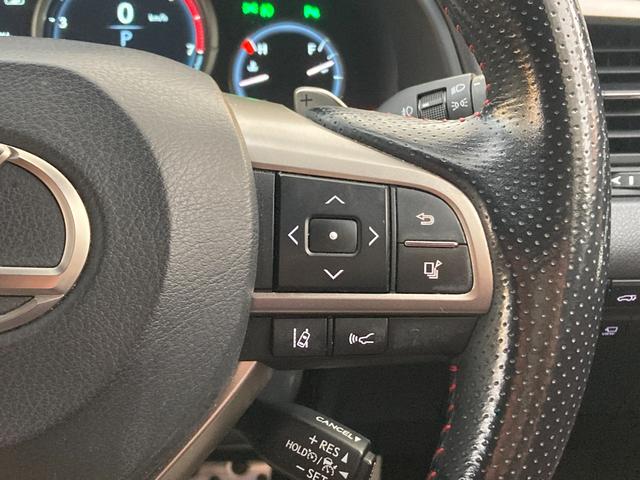 ＲＸ ＲＸ２００ｔ　Ｆスポーツ　ドライブレコーダー　バックカメラ　クリアランスソナー　オートクルーズコントロール　レーンアシスト　パワーシート　衝突被害軽減システム　サンルーフ　ナビ　ＴＶ　オートマチックハイビーム　オートライト（22枚目）