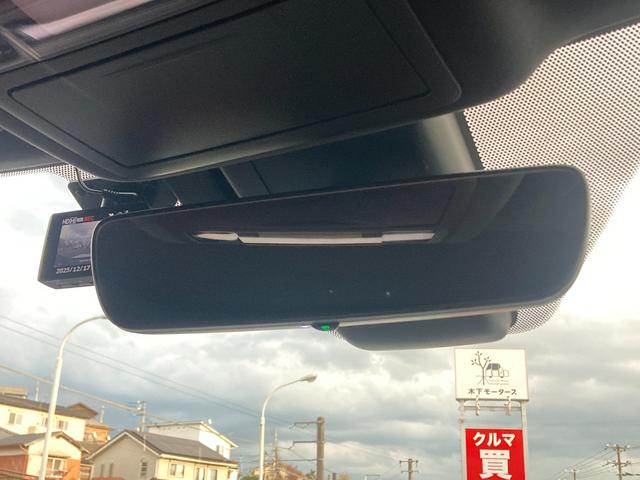 ＲＸ ＲＸ２００ｔ　Ｆスポーツ　ドライブレコーダー　バックカメラ　クリアランスソナー　オートクルーズコントロール　レーンアシスト　パワーシート　衝突被害軽減システム　サンルーフ　ナビ　ＴＶ　オートマチックハイビーム　オートライト（52枚目）