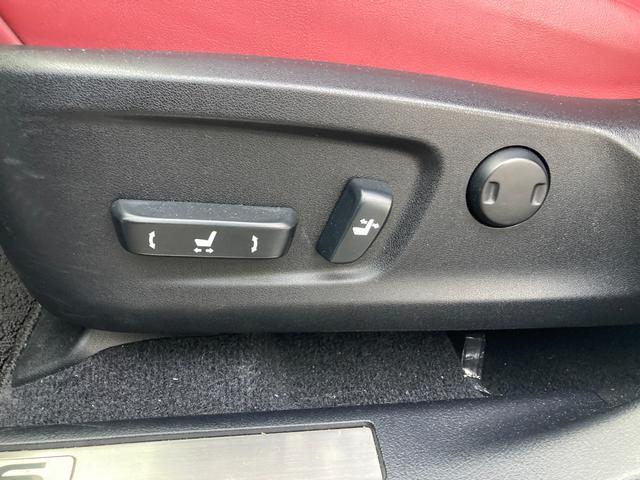 ＲＸ ＲＸ２００ｔ　Ｆスポーツ　ドライブレコーダー　バックカメラ　クリアランスソナー　オートクルーズコントロール　レーンアシスト　パワーシート　衝突被害軽減システム　サンルーフ　ナビ　ＴＶ　オートマチックハイビーム　オートライト（63枚目）