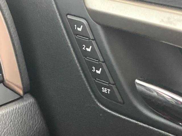 ＲＸ ＲＸ２００ｔ　Ｆスポーツ　ドライブレコーダー　バックカメラ　クリアランスソナー　オートクルーズコントロール　レーンアシスト　パワーシート　衝突被害軽減システム　サンルーフ　ナビ　ＴＶ　オートマチックハイビーム　オートライト（64枚目）