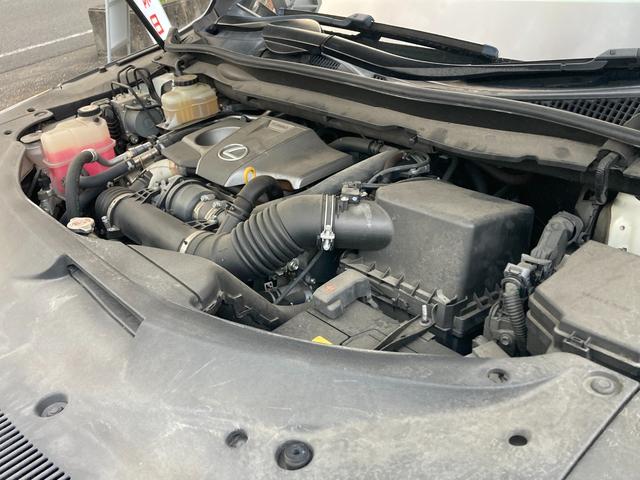 ＲＸ ＲＸ２００ｔ　Ｆスポーツ　ドライブレコーダー　バックカメラ　クリアランスソナー　オートクルーズコントロール　レーンアシスト　パワーシート　衝突被害軽減システム　サンルーフ　ナビ　ＴＶ　オートマチックハイビーム　オートライト（65枚目）