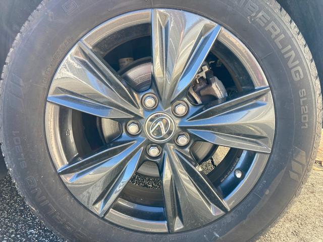 ＵＸ ＵＸ２５０ｈ　バックカメラ　クリアランスソナー　オートクルーズコントロール　レーンアシスト　衝突被害軽減システム　サンルーフ　ナビ　ＴＶ　オートマチックハイビーム　オートライト　ＬＥＤヘッドランプ　アルミホイール（40枚目）