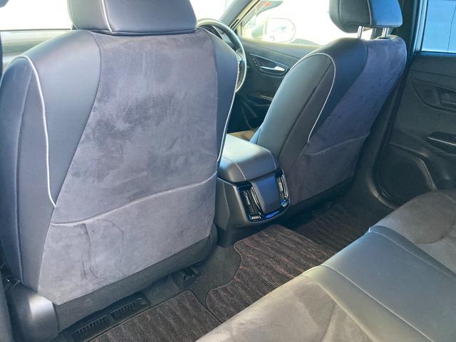 クラウンハイブリッド ＲＳアドバンス　ＥＴＣ　クリアランスソナー　レーンアシスト　オートクルーズコントロール　パークアシスト　衝突被害軽減システム　全周囲カメラ　ナビ　ＴＶ　アルミホイール　オートマチックハイビーム　オートライト（43枚目）