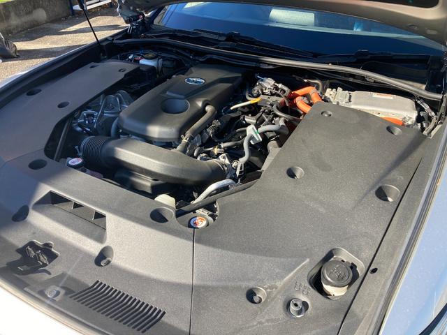 クラウンハイブリッド ＲＳアドバンス　ＥＴＣ　クリアランスソナー　レーンアシスト　オートクルーズコントロール　パークアシスト　衝突被害軽減システム　全周囲カメラ　ナビ　ＴＶ　アルミホイール　オートマチックハイビーム　オートライト（68枚目）