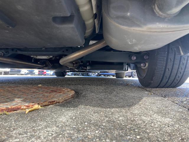 クラウンハイブリッド ＲＳアドバンス　ＥＴＣ　クリアランスソナー　レーンアシスト　オートクルーズコントロール　パークアシスト　衝突被害軽減システム　全周囲カメラ　ナビ　ＴＶ　アルミホイール　オートマチックハイビーム　オートライト（71枚目）