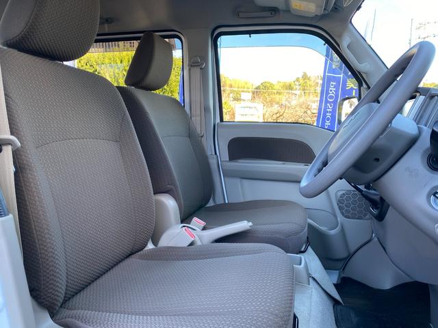 エブリイ ジョイン　両側スライドドア　ナビ　ＴＶ　キーレスエントリー　電動格納ミラー　ＭＴ　盗難防止システム　ＡＢＳ　ＣＤ　ＤＶＤ再生　ＵＳＢ　ミュージックプレイヤー接続可　衝突安全ボディ　エアコン　パワーステアリング（38枚目）