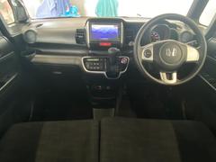毎回座るフロントシート。運転席は必ず使用する部分ですので、座り心地が重要です！ 2