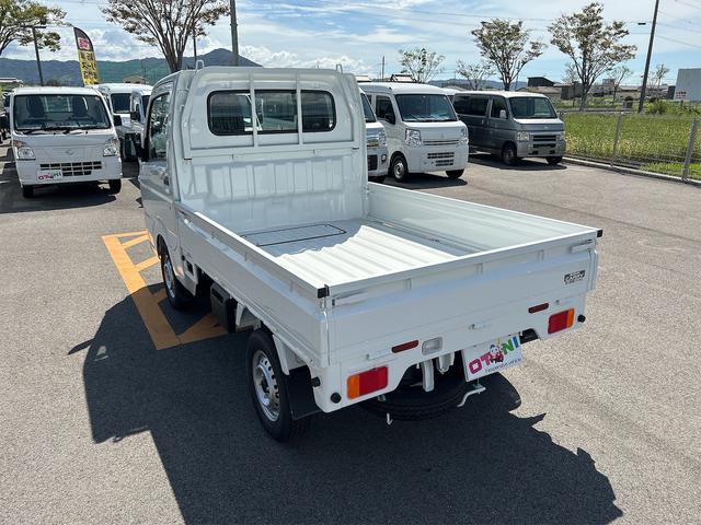 KCエアコン・パワステ 4WD 軽トラック 三方開 AT アイドリングストップ オートライト ESC エアコン パワーステアリング 運転席エアバッグ(9枚目)