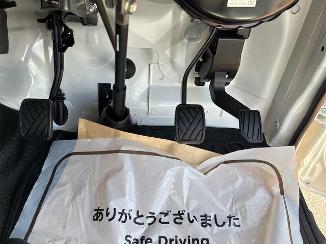 KCエアコン・パワステ 4WD 軽トラック 三方開 MT オートライト ESC エアコン 運転席エアバッグ 助手席エアバッグ(32枚目)