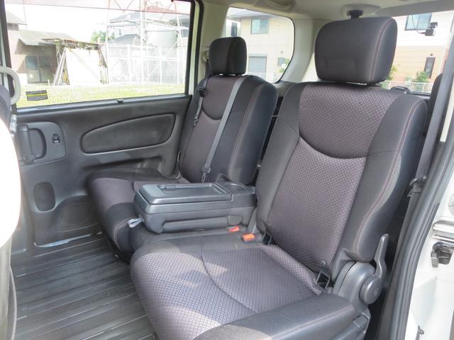 セレナ ハイウェイスター　Ｓ－ハイブリッド　Ｖセレクション（9枚目）