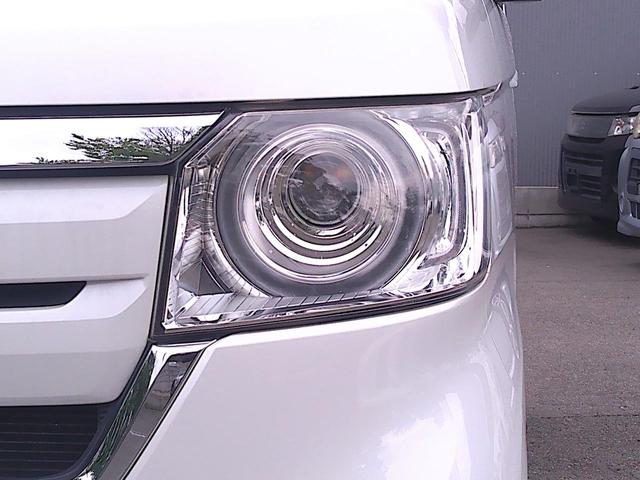 Ｎ－ＢＯＸ Ｇ・Ｌホンダセンシング　衝突被害軽減ブレーキ　純正ナビ　Ｂカメラ　禁煙車　ＥＴＣ　スライドドア　レーンキープアシスト　Ｂｌｕｅｔｏｏｔｈ接続　フルセグＴＶ　社外品アルミ　スマートキー（8枚目）