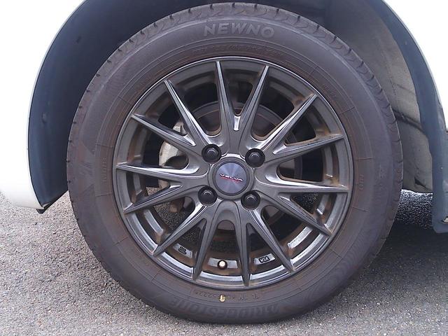 Ｎ－ＢＯＸ Ｇ・Ｌホンダセンシング　衝突被害軽減ブレーキ　純正ナビ　Ｂカメラ　禁煙車　ＥＴＣ　スライドドア　レーンキープアシスト　Ｂｌｕｅｔｏｏｔｈ接続　フルセグＴＶ　社外品アルミ　スマートキー（17枚目）