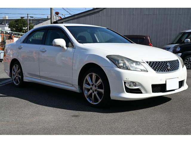 クラウン 2.5アスリート ナビパッケージ バックモニター 純正ナビ フルセグTV ドライブレコーダー前後 トランクイージークローザー パワーシート クルーズコントロール ETC サイドカメラ付き スマートキー HIDヘッドライト 純正アルミ(4枚目)