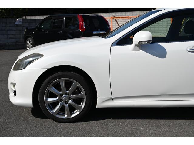 クラウン 2.5アスリート ナビパッケージ バックモニター 純正ナビ フルセグTV ドライブレコーダー前後 トランクイージークローザー パワーシート クルーズコントロール ETC サイドカメラ付き スマートキー HIDヘッドライト 純正アルミ(14枚目)