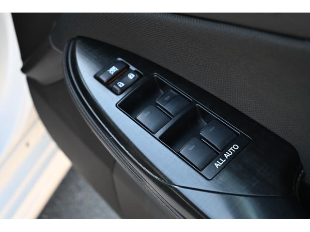 クラウン 2.5アスリート ナビパッケージ バックモニター 純正ナビ フルセグTV ドライブレコーダー前後 トランクイージークローザー パワーシート クルーズコントロール ETC サイドカメラ付き スマートキー HIDヘッドライト 純正アルミ(37枚目)